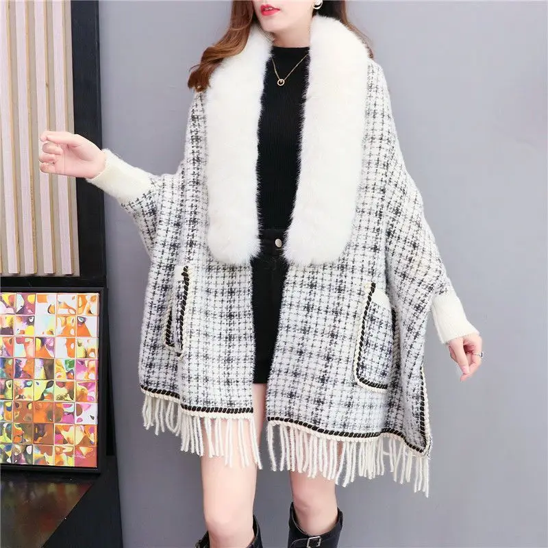2024 Autumn and Winter New Luxury Autumn Winter Mink Fur Collar Shawl Ponchos Knitted fur collar shawl cardigan