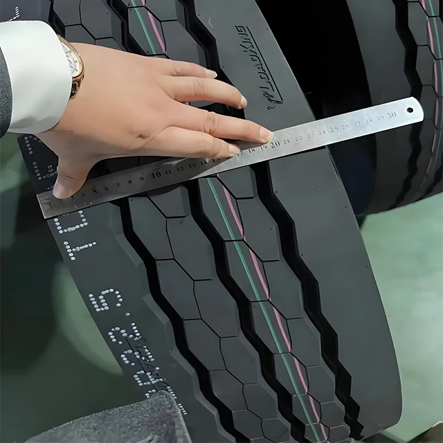 Custom Rubber Tire Mould CNC Service Load Tire Mould Car/Bike/Van Rubber Tire Stainless Steel Mold CNC Machining Manufacturer