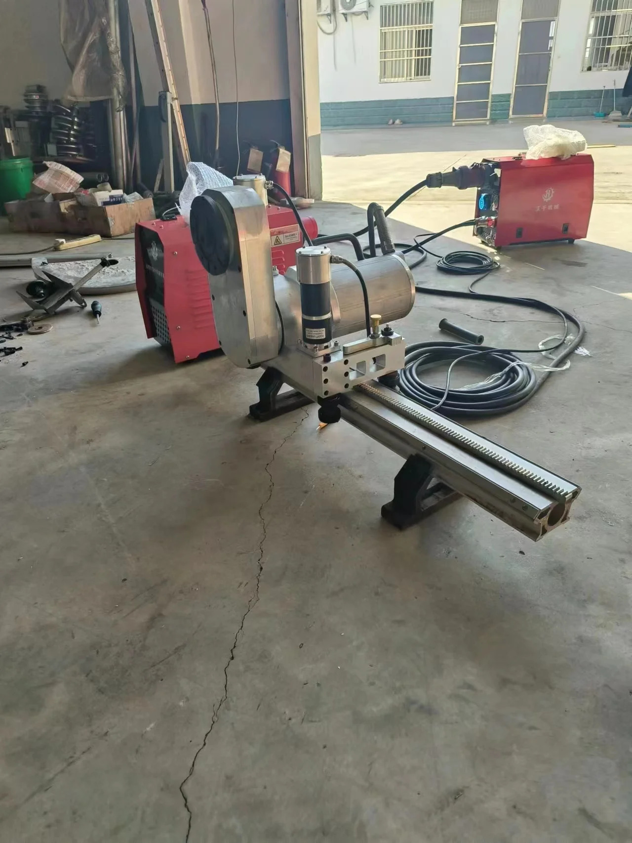 20kw High Frequency Cement Reinforced Concrete Wall Cutting Machine Concrete Wall Saw For Sale