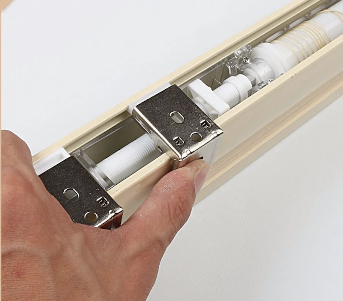 motorized solar panel battery chargeable blackout cellular shades