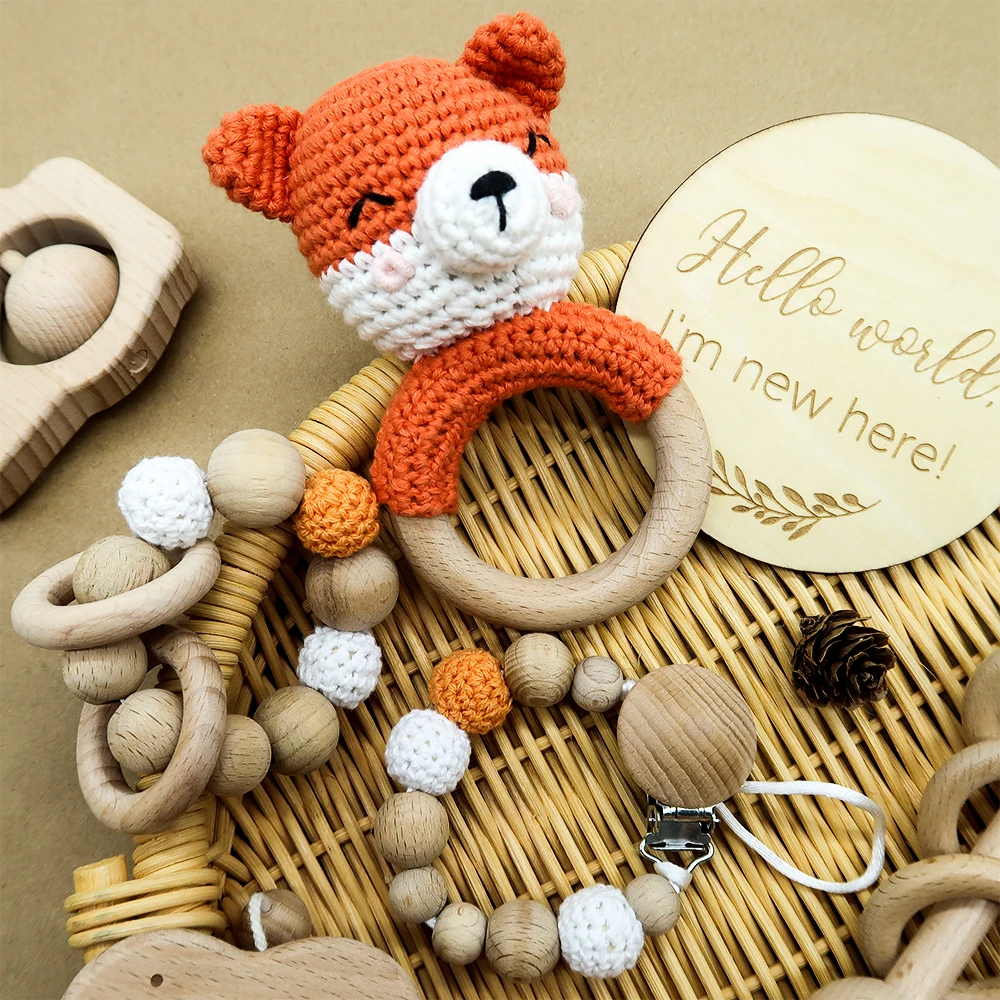 Hot sale handmade crochet toys animal elephant giraffe rabbit teethers children soother Rattle Toy baby wooden rattle