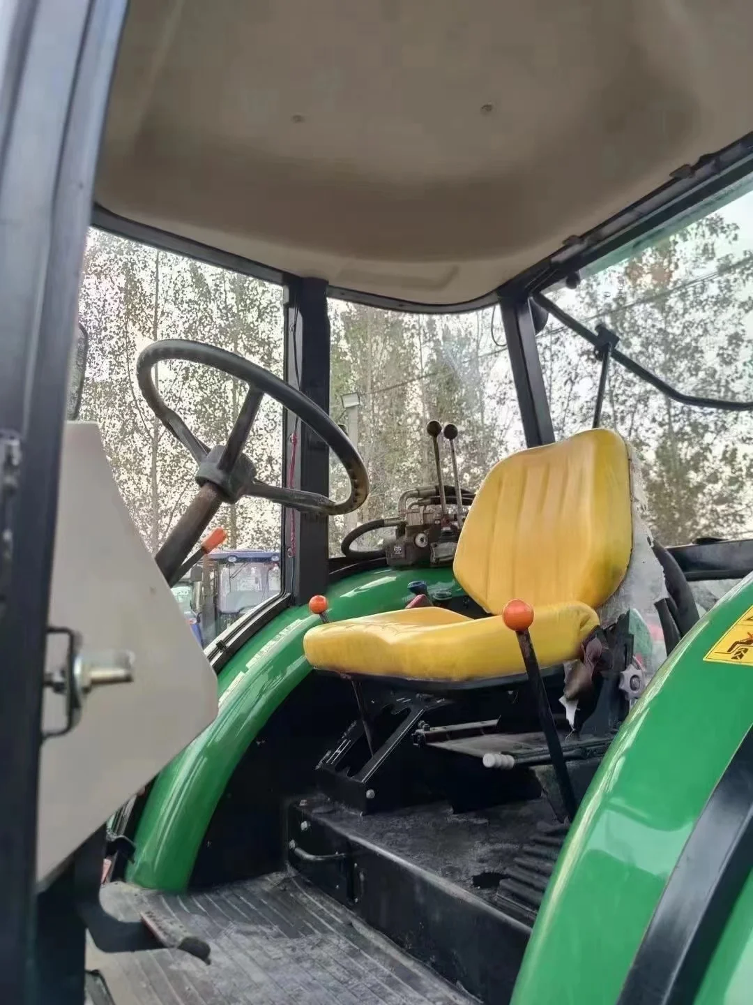 High Quality John Deer Wheel Tractor Hot Selling Used Farming Supply Used Tractor 6 cylinders