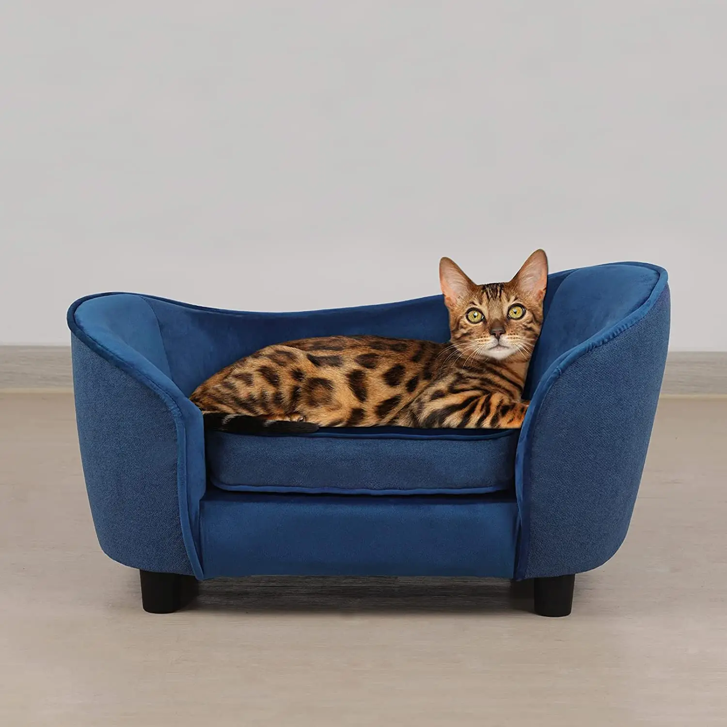 Factory Luxury Fashion Design Soft Small Animal Cat Dog Upholster Chaise Sofa Pet Bed