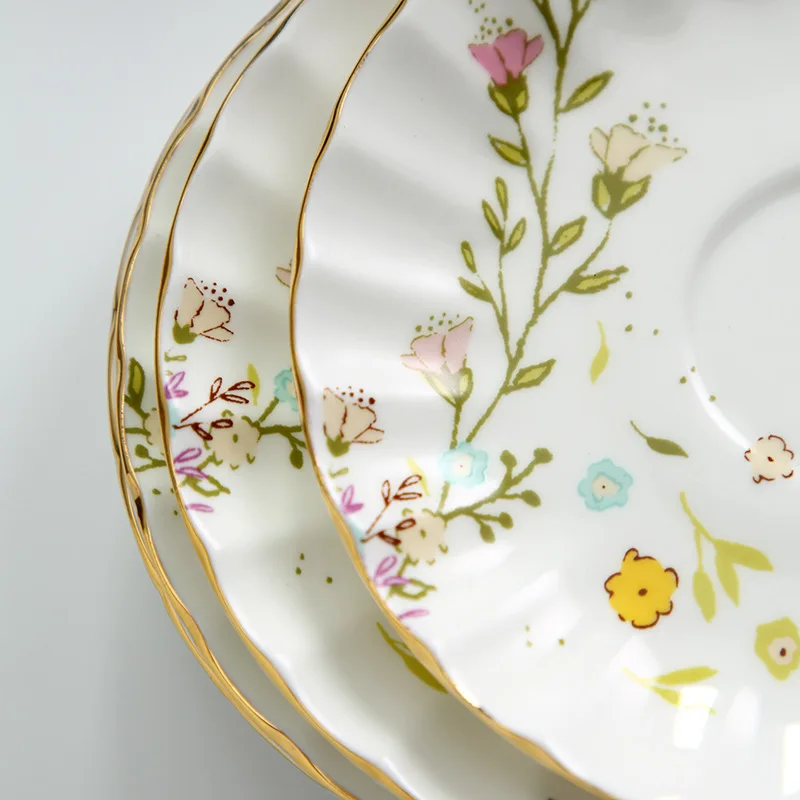 Hot sale 220ml bone china cup and saucer ceramic coffee cup for flower designs and golden lines factory direct high quality