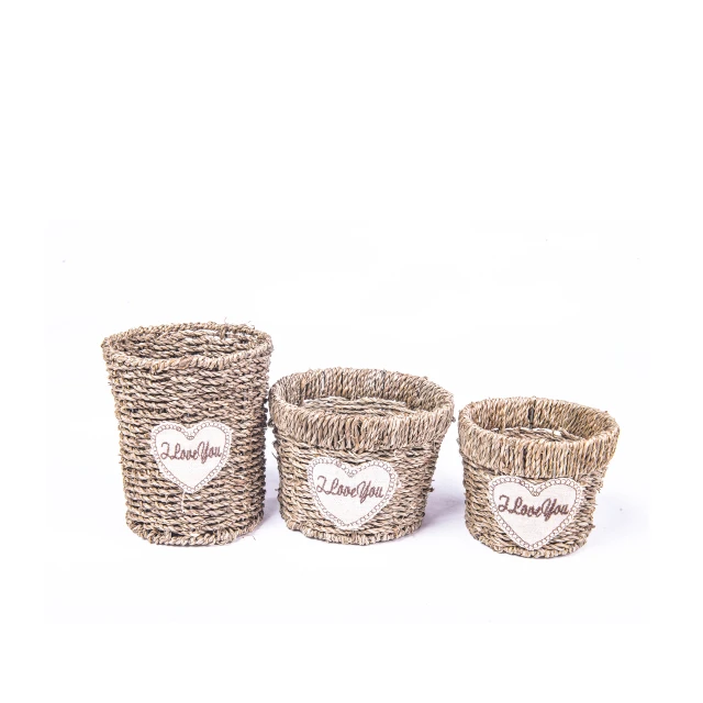New design baby gift sweet rattan plastic basket with heart shape label woven storage basket handmade nature paper rope
