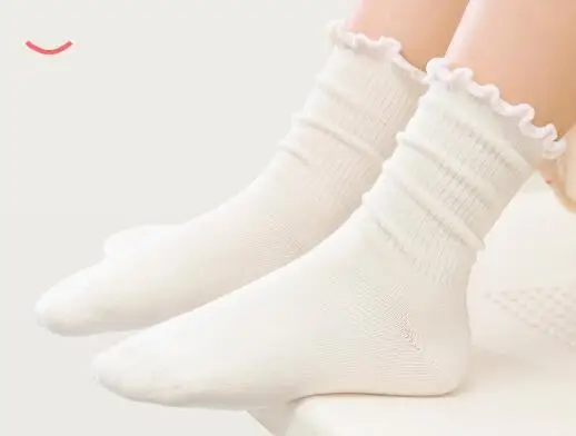 Fashion Sweet Black White Children Girl Socks Custom Cotton Crew Kids Slouch Sock Wholesale