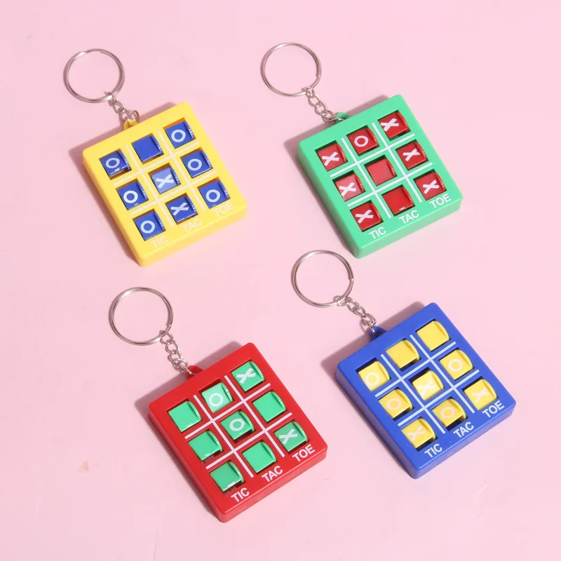Novelty Mini Tic Tac Toe XO Chess Game Keychain Funny Colorful Plastic Toy for Kids Unisex 2-4 Years and 5-7 Years Age Range