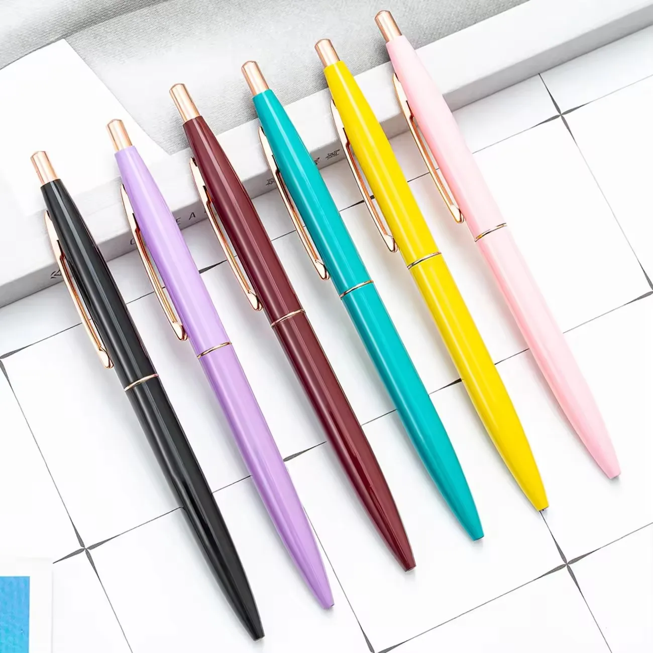 Hot Sale Custom Logo Promotional Gift Pen Colorful Novelty Metal Ballpoint Pen School Office Supplies Business Advertising Pen