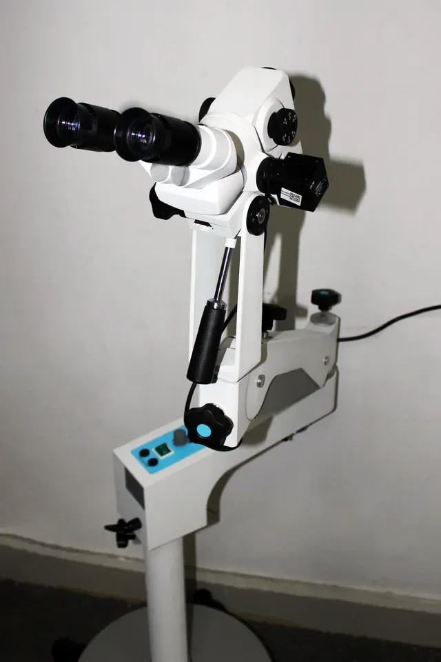 Kernel High-resolution Video Colposcope 3D-like Image Camera System & Binocular Colposcope 5-Step Magnification KN-2200B
