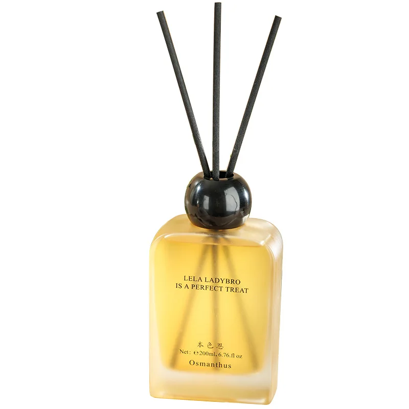 Luxury Hotel Custom Home Fragrance Reed Diffuser Organic Oil Fragrance Fiber Rattan Stick Glass Bottle Resin Lid Reed Diffuser
