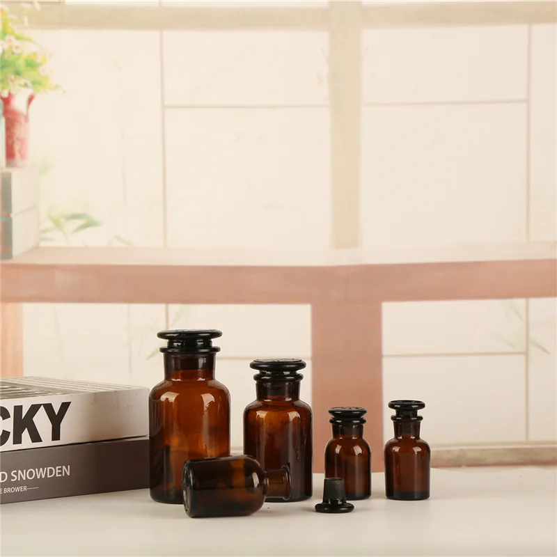 Wholesale Clear Amber Glass Apothecary Bottle Pharmacy Reagent Bottle With Glass Stopper