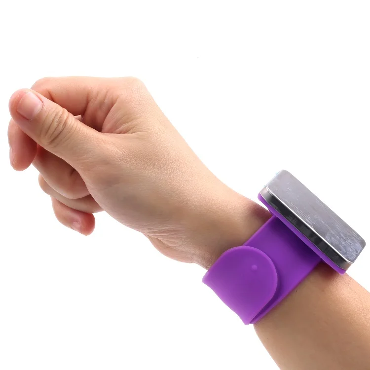 New Magnetic Wrist Pin Holder Wrist Pinny Slap bracelet Silicone Magnetic Wrist Sewing Pincushion Magnetic Wristband Pin  Holder