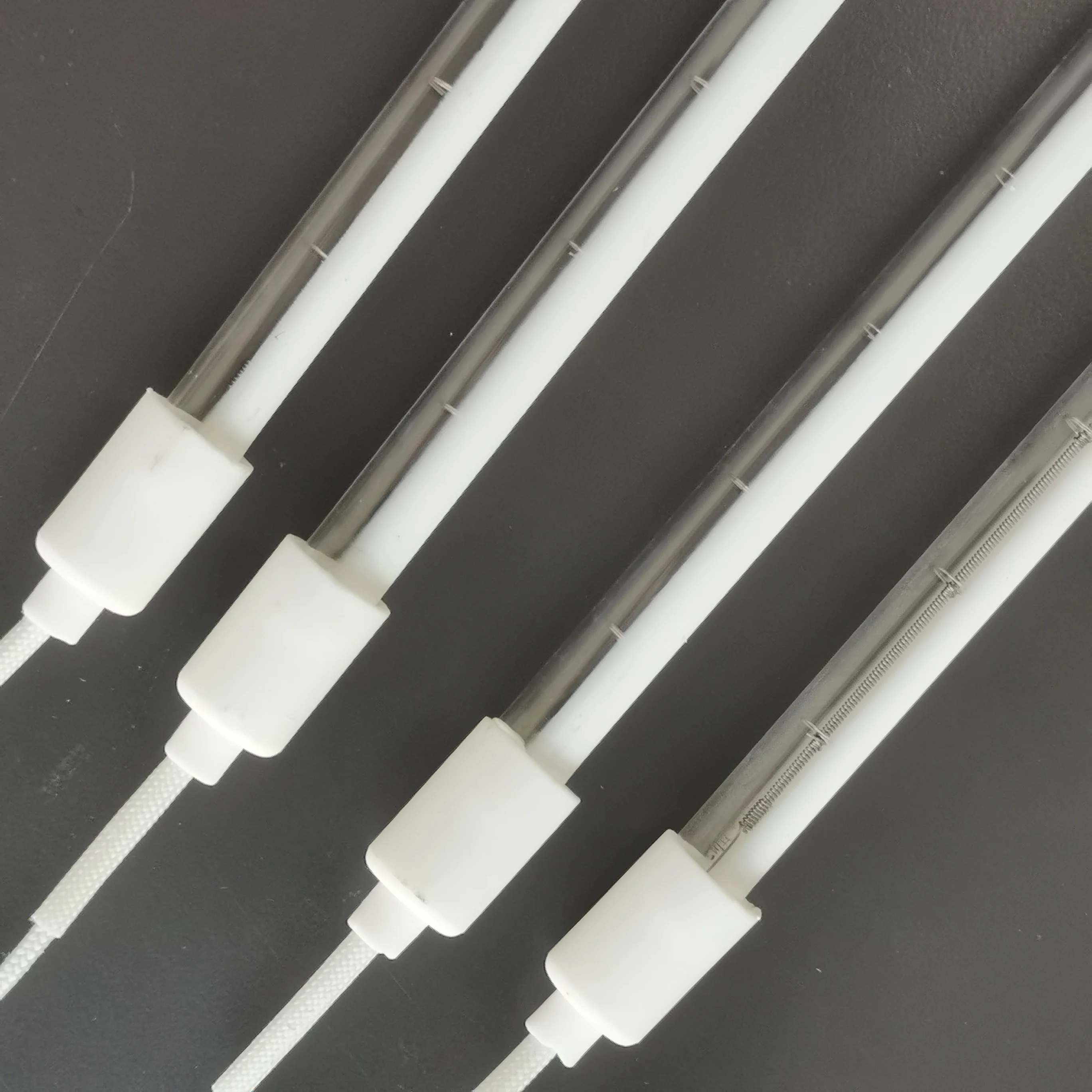 Quartz Glass Heating Tube 2000W Infrared Heating Lamp for PET Blow Molding Machine