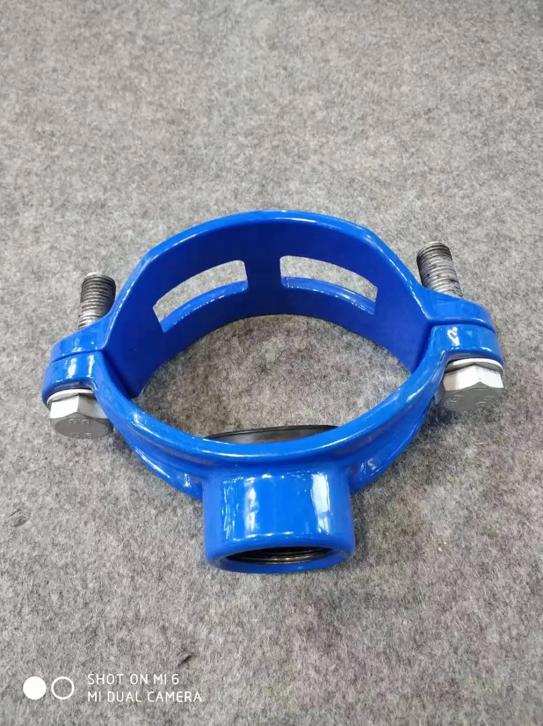 Cast Iron DN100 tapping Saddles Service Saddle for Steel Pipe