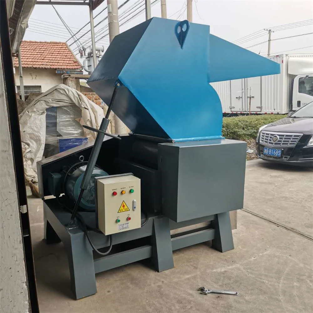 Powerful Automatic Low Noise Industrial Grinding Bag Shredder Small Crushing Plastic Bottle Crusher