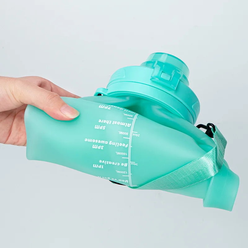 Gint Collapsible 2L Foldable Water Bottles With Straw BPA Free Large Reusable Silicone Water Bottle with Handle Leak Proof