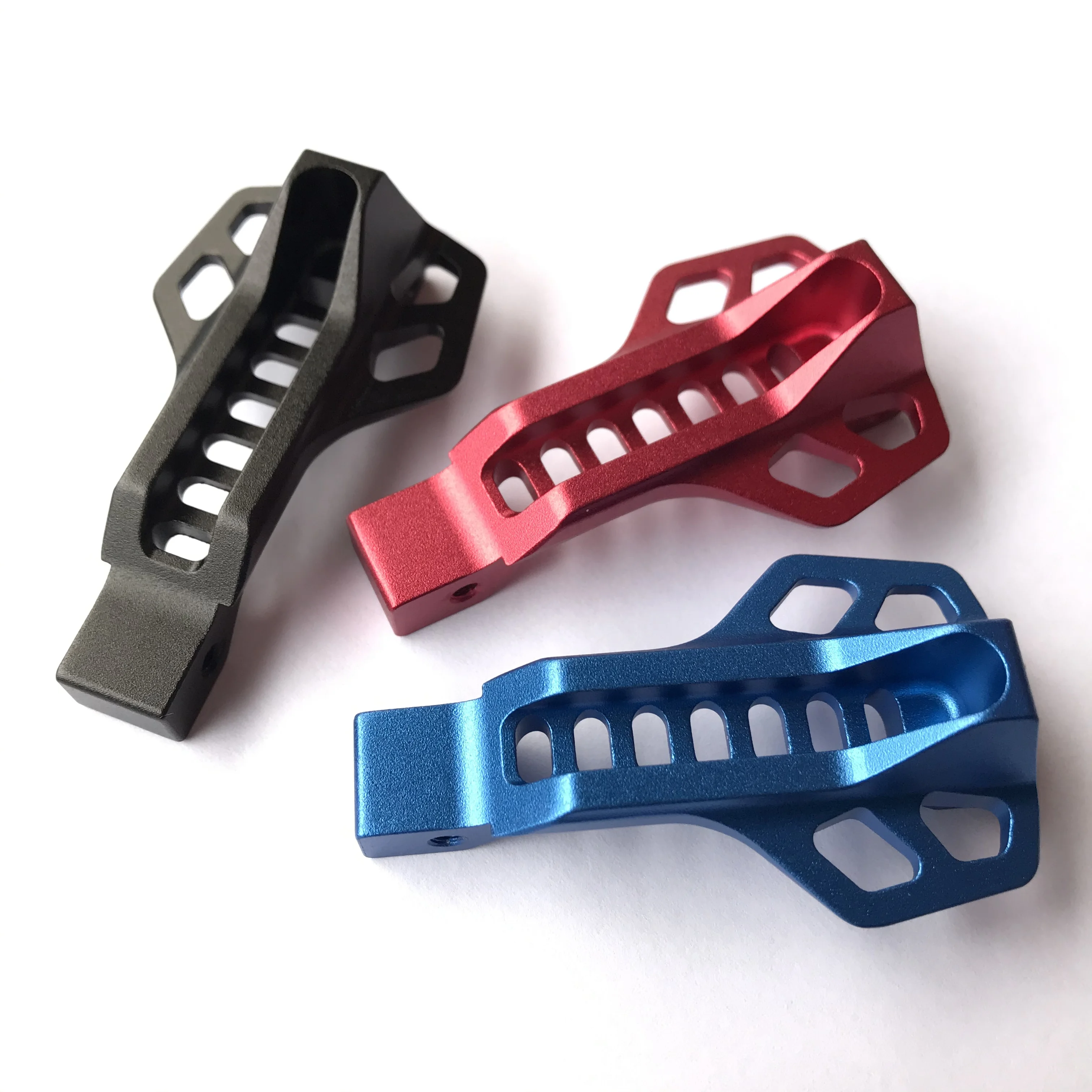 
Tactical 6061 Aluminum Enlarged Winter Cobro Billet M4 Forward Assist for Hunting AR15 M16 Rifle 