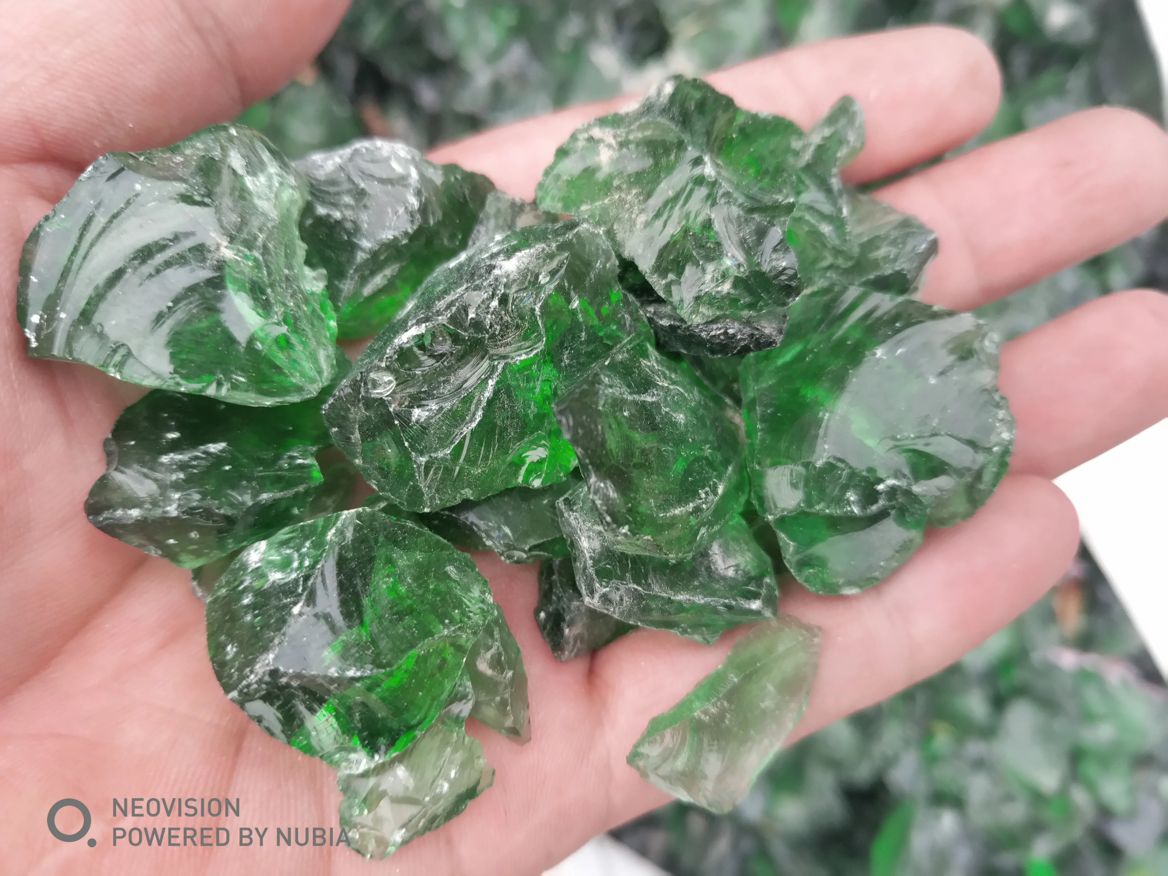 Crystal clear glass rocks Blue Colored Glass Landscaping Rock for Home Decoration