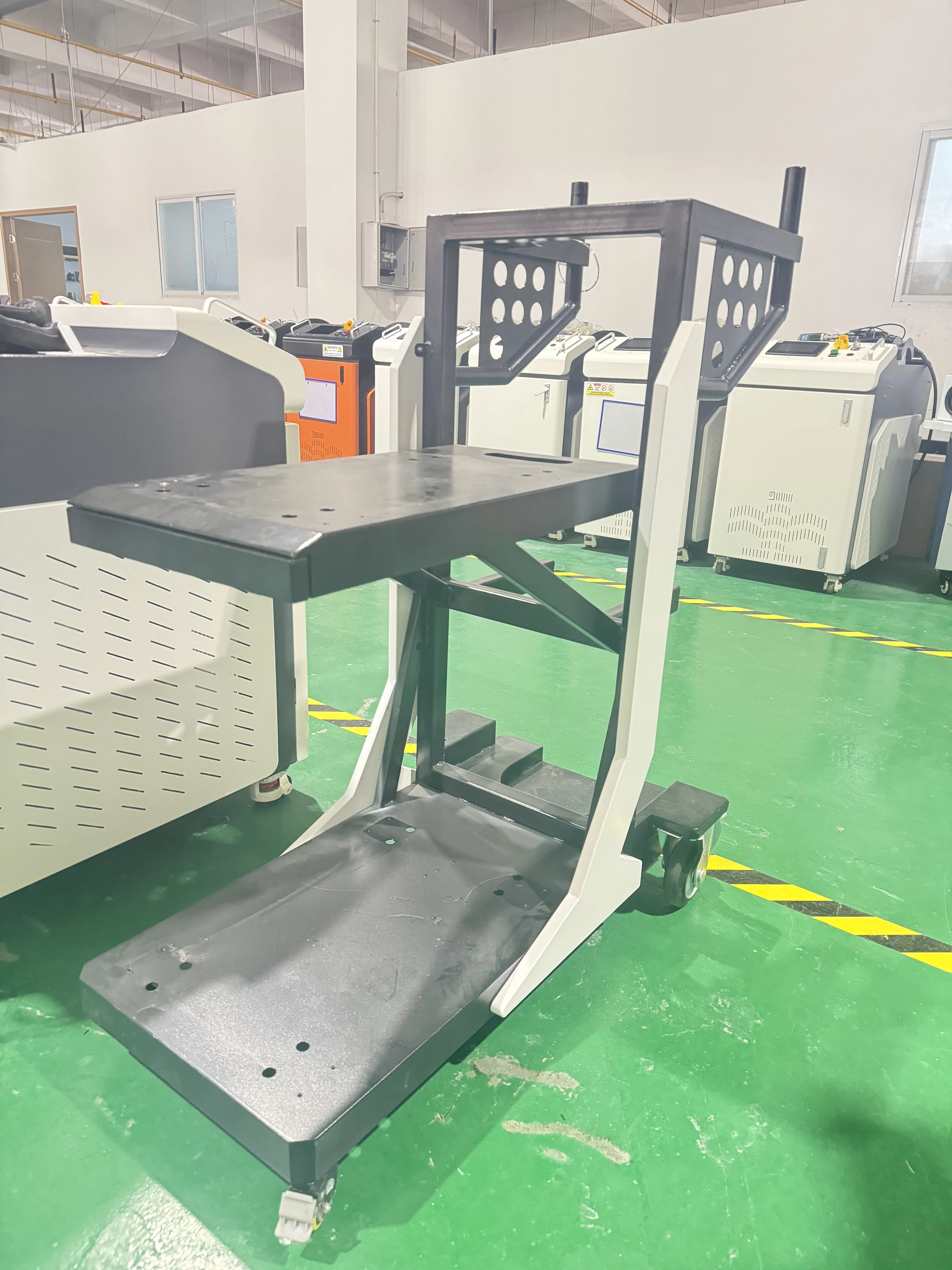 Новое поступление оборудования CNC лазерный сварочный аппарат 1000 Вт 1500 5 в 1 для металла из нержавеющей стали