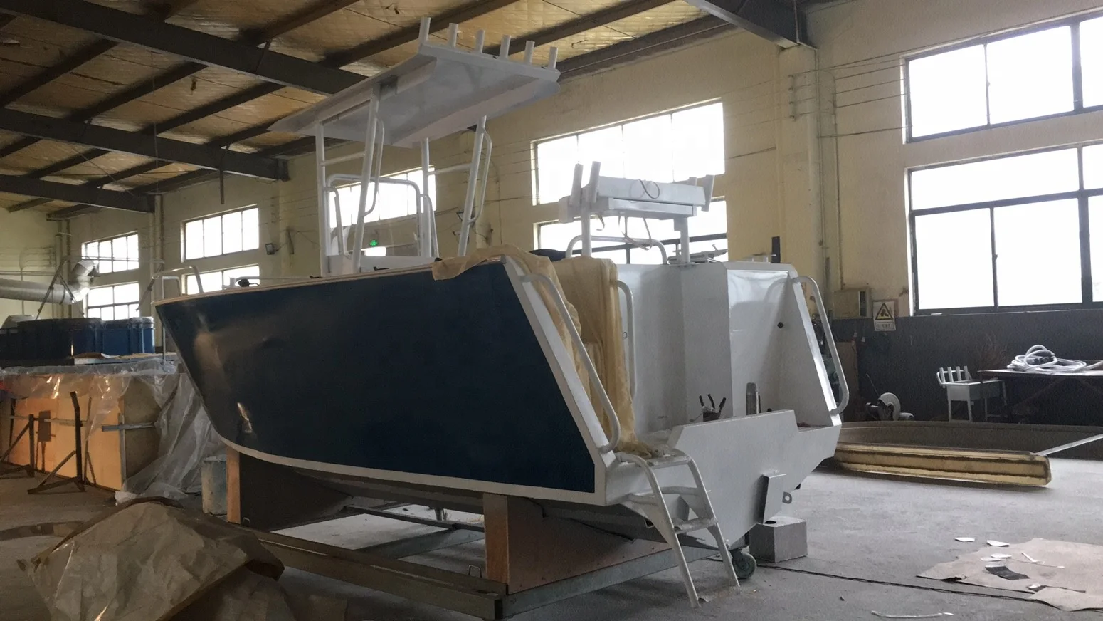 6.2m 20ft All Welded Aluminum Fishing Boat With Center Console Marine Boat Engine For Sale