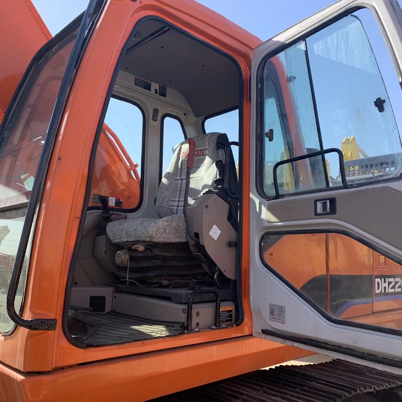 Вторая ручная машина оригинальный экскаватор DH225 doosan/хорошее состояние работы 22 тонны 25 тонн dh225lc-7 б/у doosan
