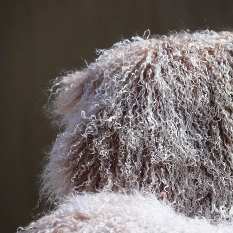 Mongolian fur (5).JPG