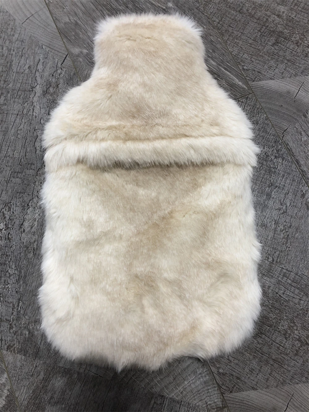 High Quality Hot Water Bottle Plush Cover for Lovely Girl Wholesale Hot Water Bag with Plush Cover