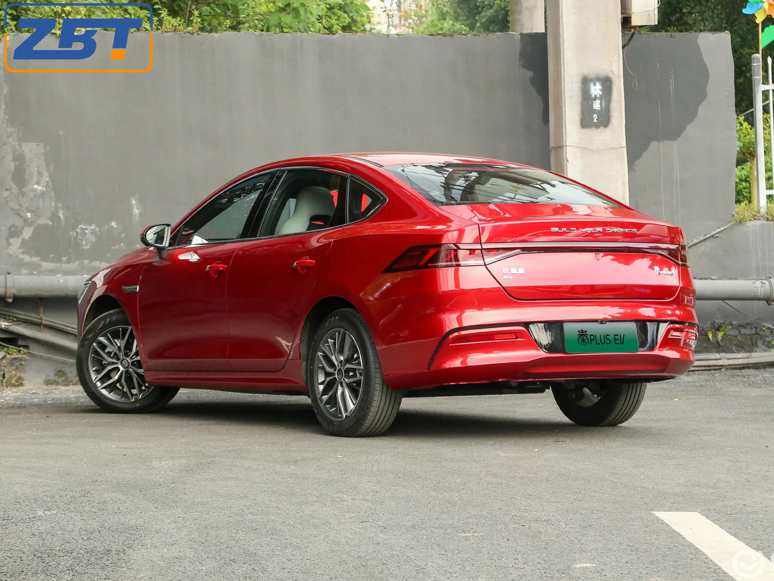 BYD Qin Plus ev 4x2 2WD FWD sedan NEDC 400km 500km 600km remote start auto pure electric private car with LED headlight