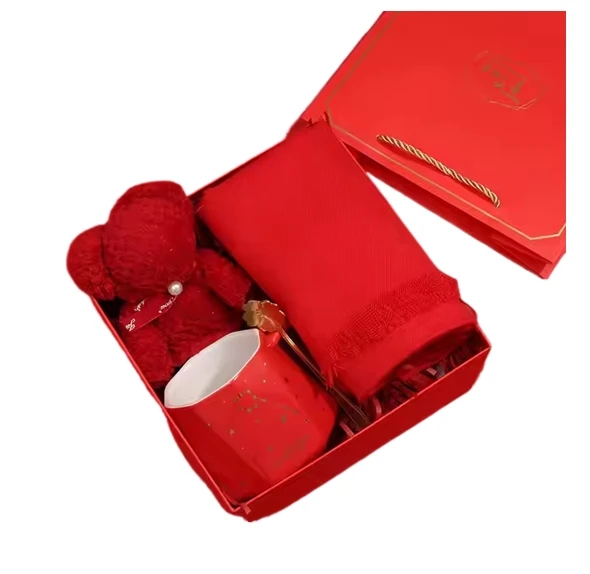 Hot sale Red scarf towel fan Umbrella birthday gift set  Corporate gift set