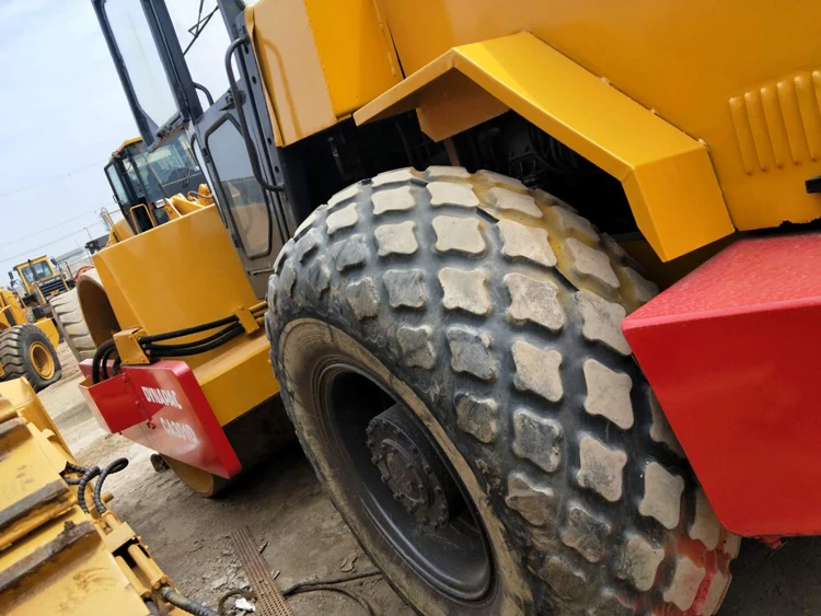 Оригинальный дорожный каток Dynapac CA301D в хорошем состоянии для продажи