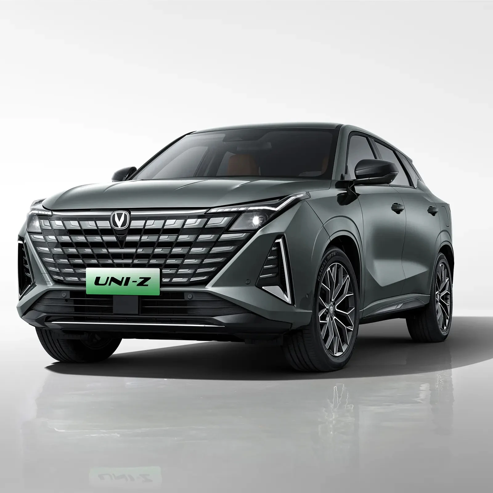 Good Price 2024 Changan UNI-Z 5-Door 5-Seat Auto Suv Compact SUV Chinese Car