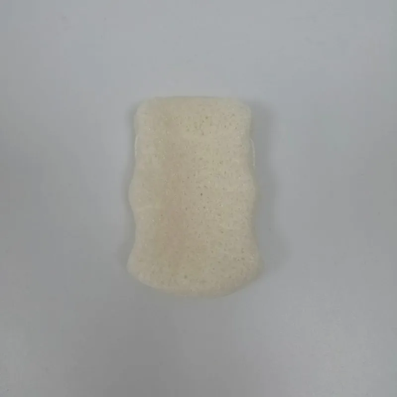Konjac sponge is 100% natural product It can effectively remove all kinds of dirt Strong cleaning power and comfortable touch