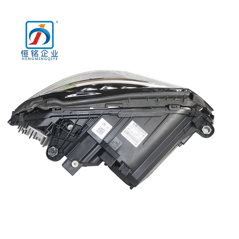 Automotive  Parts High-quality version LED Headlight For Mercedes BENZ  C Class W205  Plug and Play  2058202961