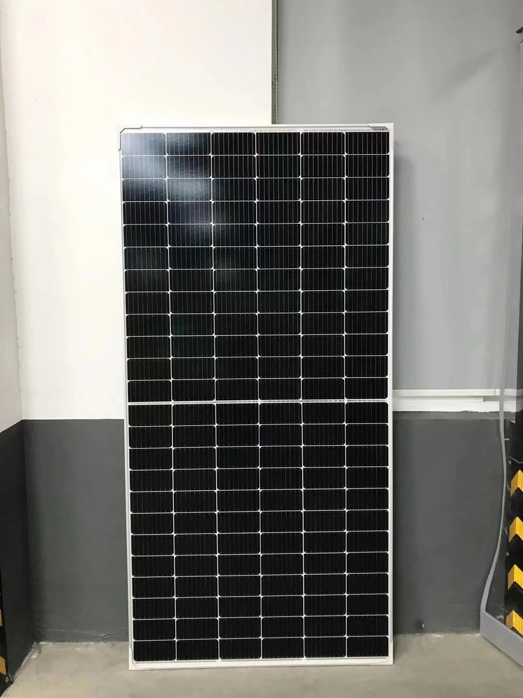 China supplier  jinko solar panel 500w