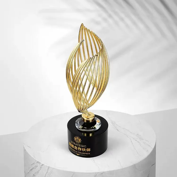 Custom Leaf Shaped Gold Trophies Crystal Metal Medal Awards Metal Crystal Trophies With Black Crystal Base