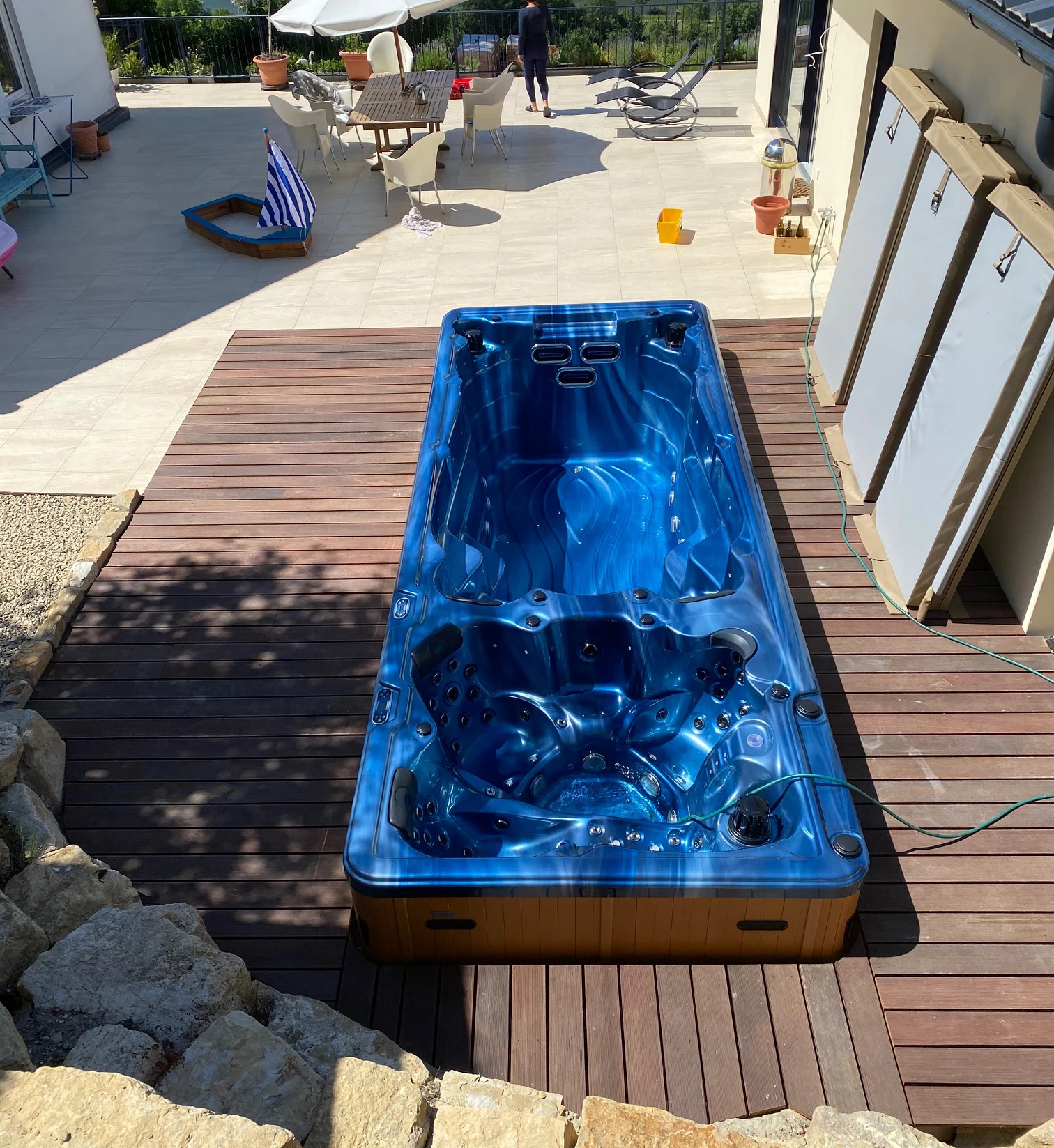 Aquaspring spas Freestanding Outdoor acrylic Balboa swim spa pool