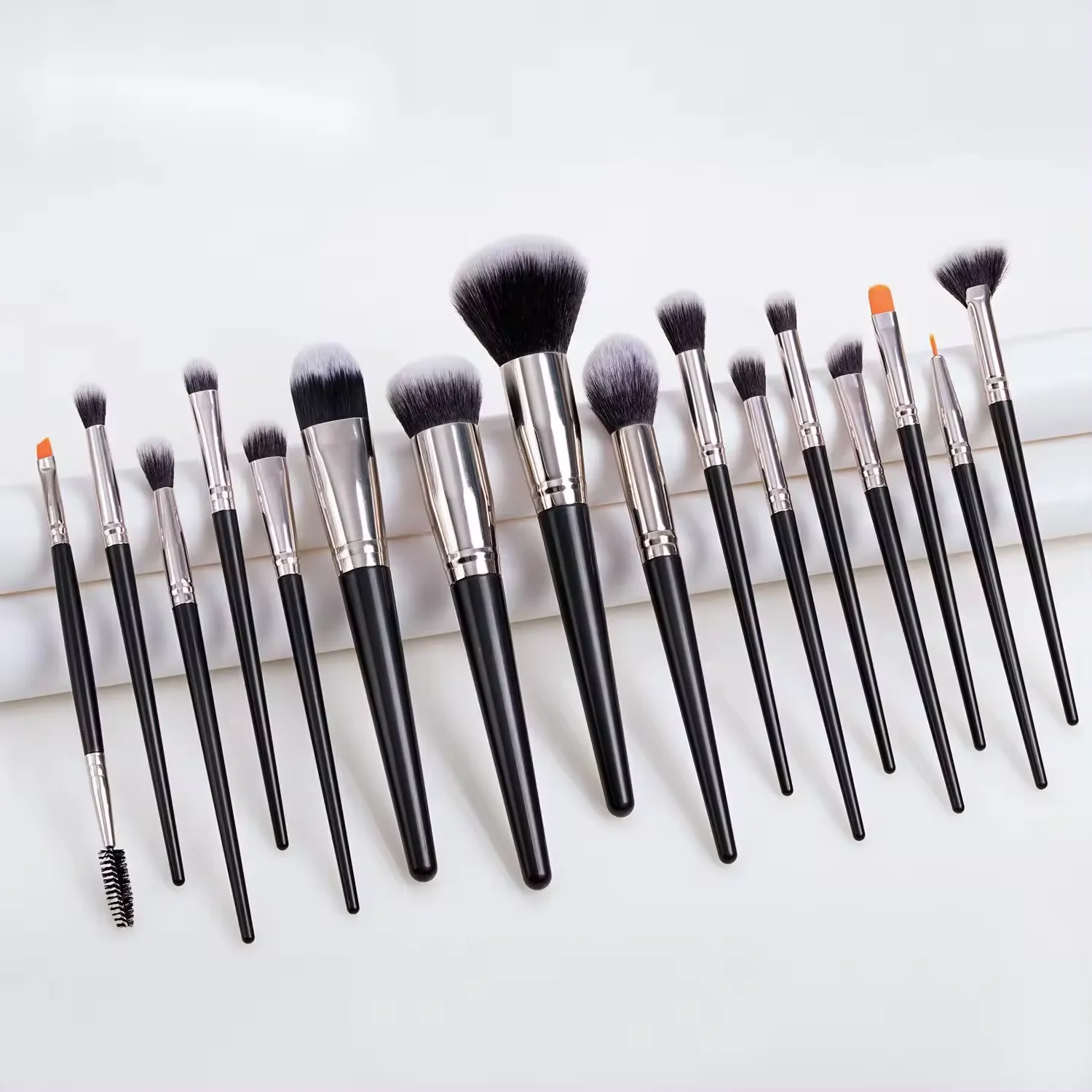 16 pcs best glitter organic makeup concealer brushes set custom logo premium synthetic flat makeup brush set custom 2024 new