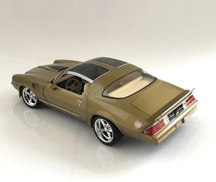 Винтажная литая модель автомобиля 1/18 в старинном стиле для коллекционирования