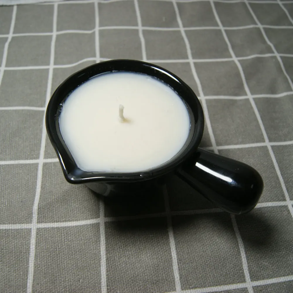 Customized  logo Natural soy wax Scented Essential Oil Massage Candles for relax