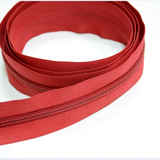 Long Chain Auto Lock Coil Plastic Customized Logo Sustainable Home Zippers Open End Nylon Textile Bag Shoe Garment 1 Bag T/T