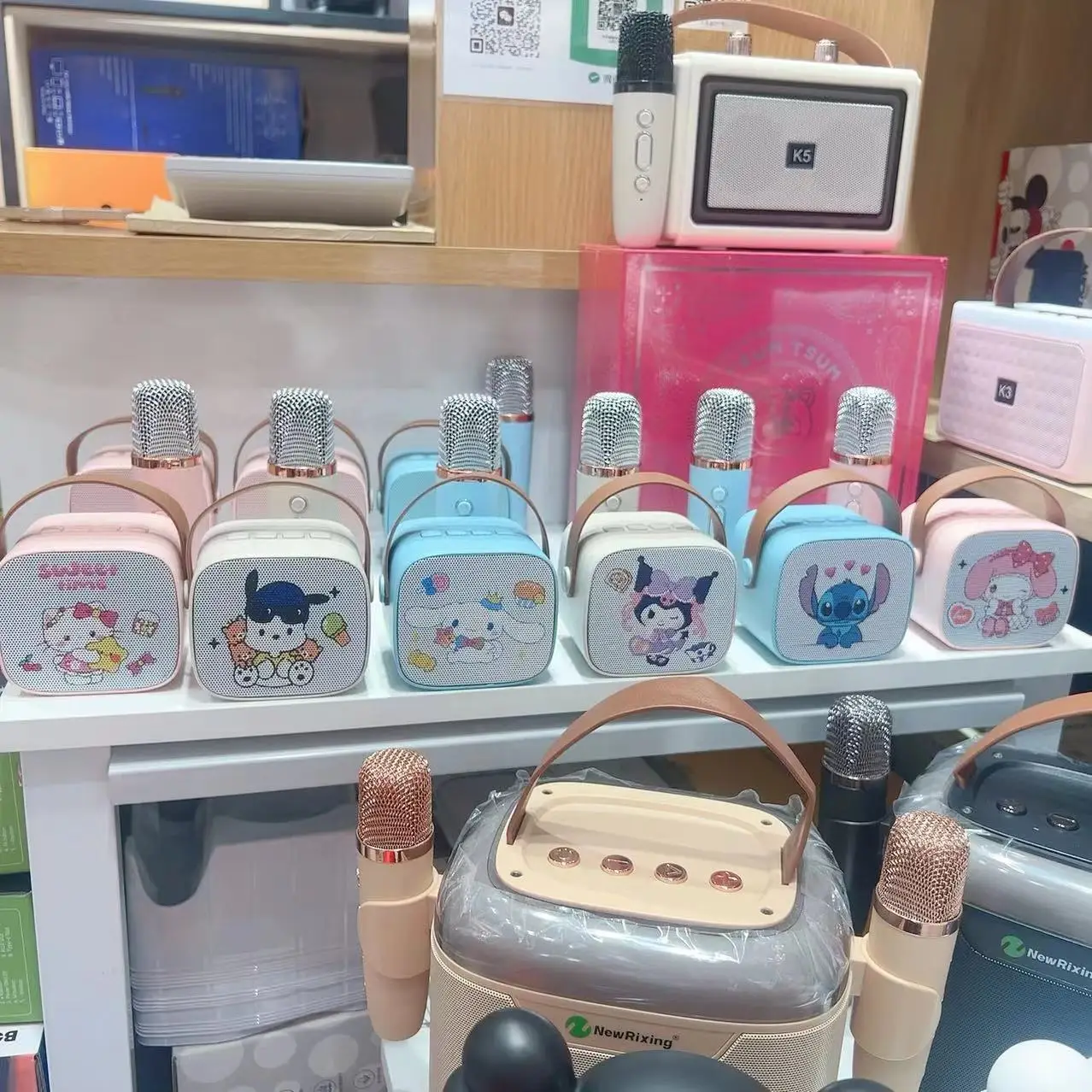 HL hot wholesale kitty kuromi melody Bluetooth Speaker With Microphone Set anime cartoon Outdoor Singing gifts for kids toys