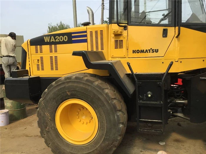 Good condition used engineering machine original wheel loader Komatsu WA200 made in Japan with discount