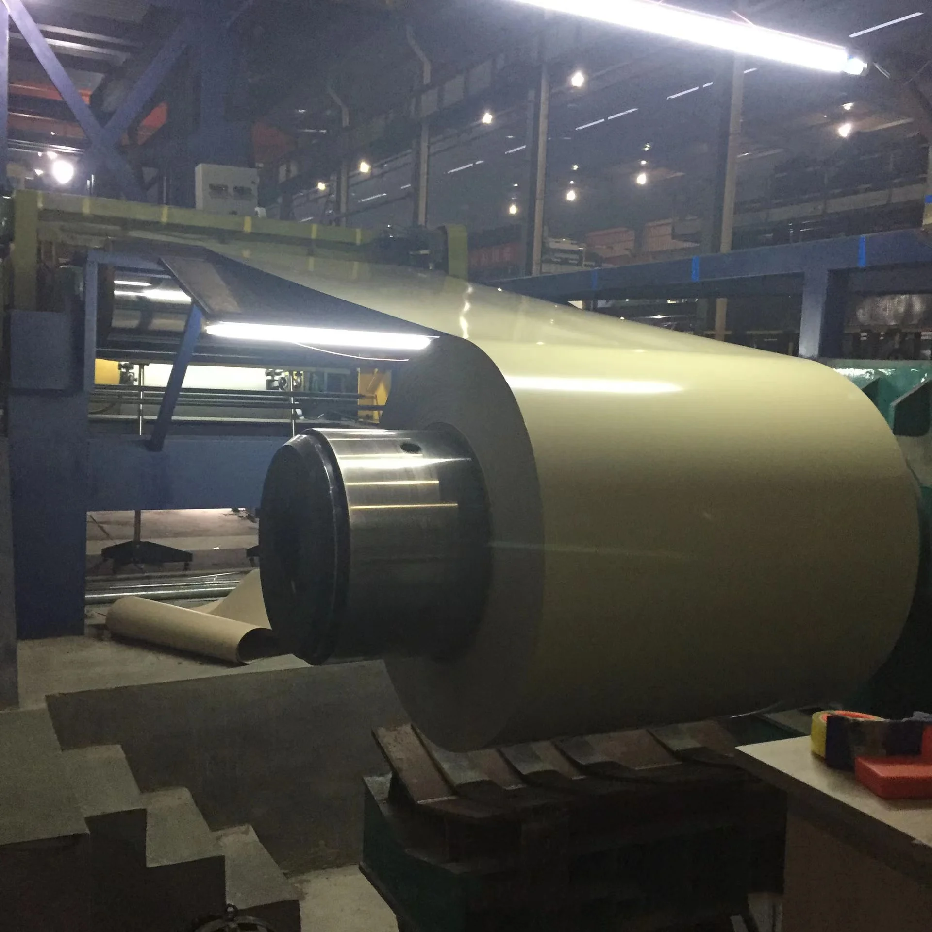 High quality ppgl ppgi manufacturer color coated black ppgi coil