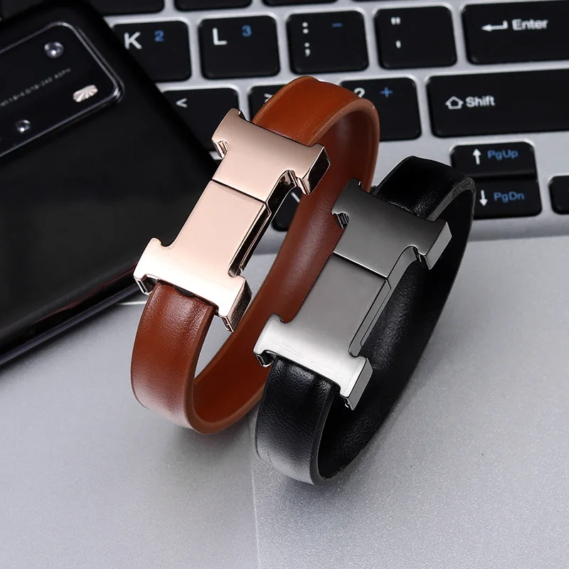 Tiktok Hot Selling Portable Bracelet braided leather USB to Type C Lighting Micro Charging 3A Fashion Gift Wristband Cable