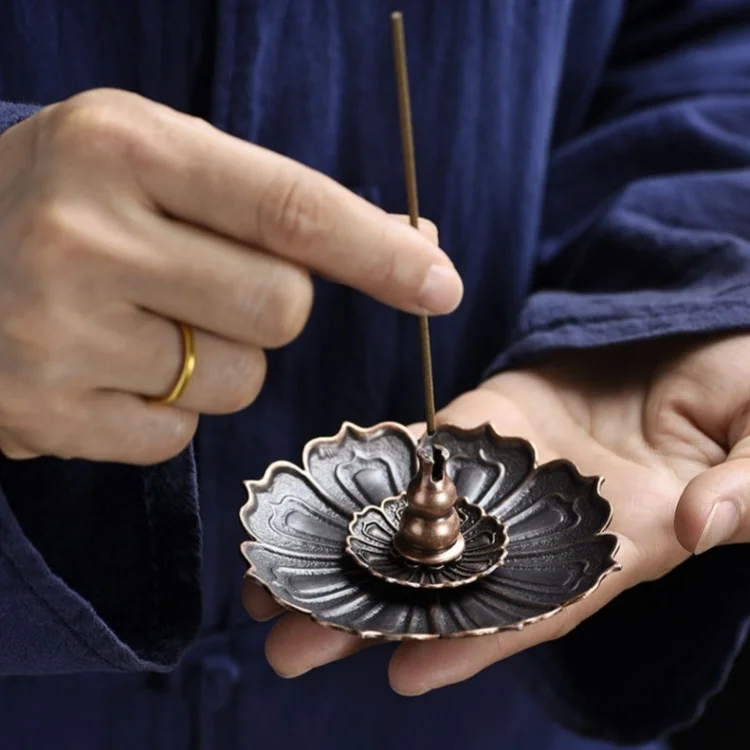 Brass Lotus Incense Stick Holder Porous Indoor Incense Burner Fragrant Pine Scent Featuring Wood Sandalwood