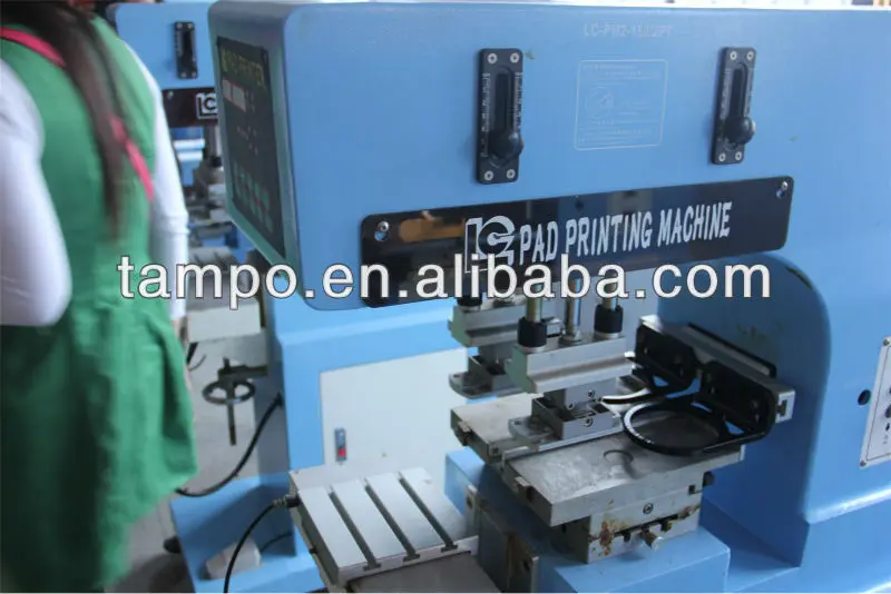 Automatic Open Ink Two Colors Pad Printing Machine for printing on irregular product