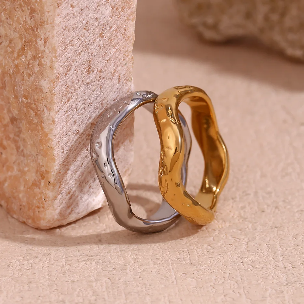 Simple Hammered Enamel Finger Rings for Women Waterproof 18K Gold Plated 316L Stainless Steel Plain Wave Rings