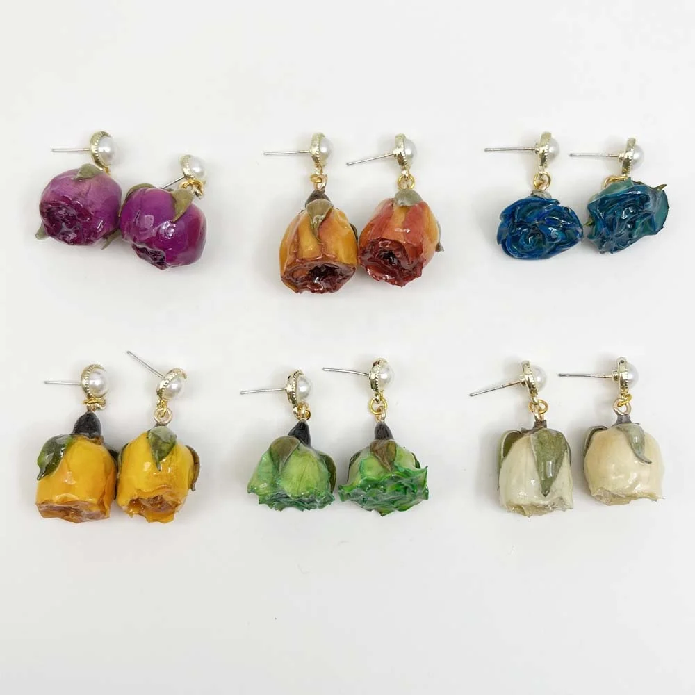 Женские серьги из эпоксидного жемчуга