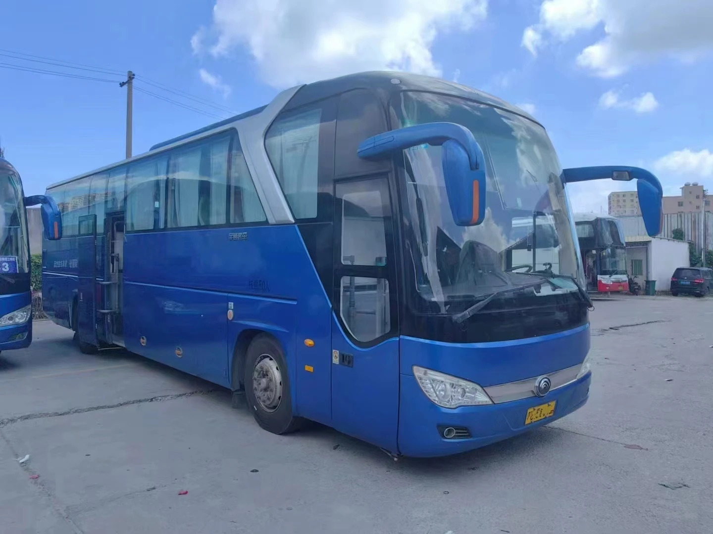 Second hand Reliable Luxury Bus and Coach Bus