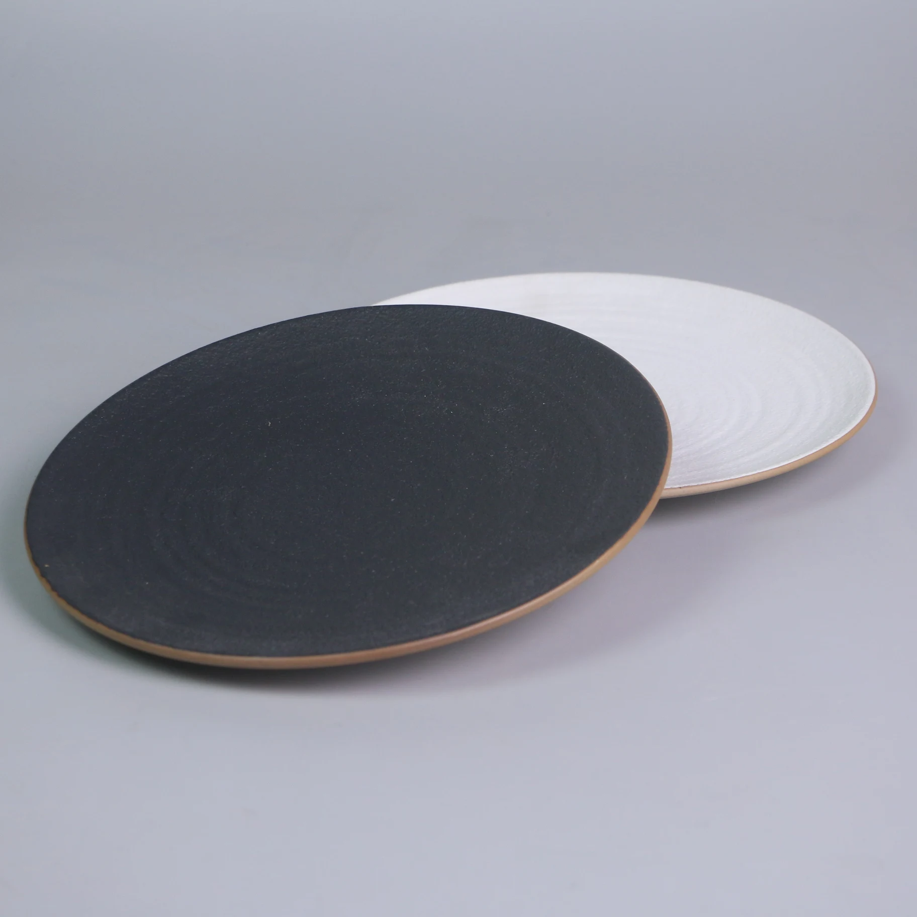 Ceramic dinnerware sets black Nordic matt round dishes food tray kitchen tableware snack plate food serving tray factory price